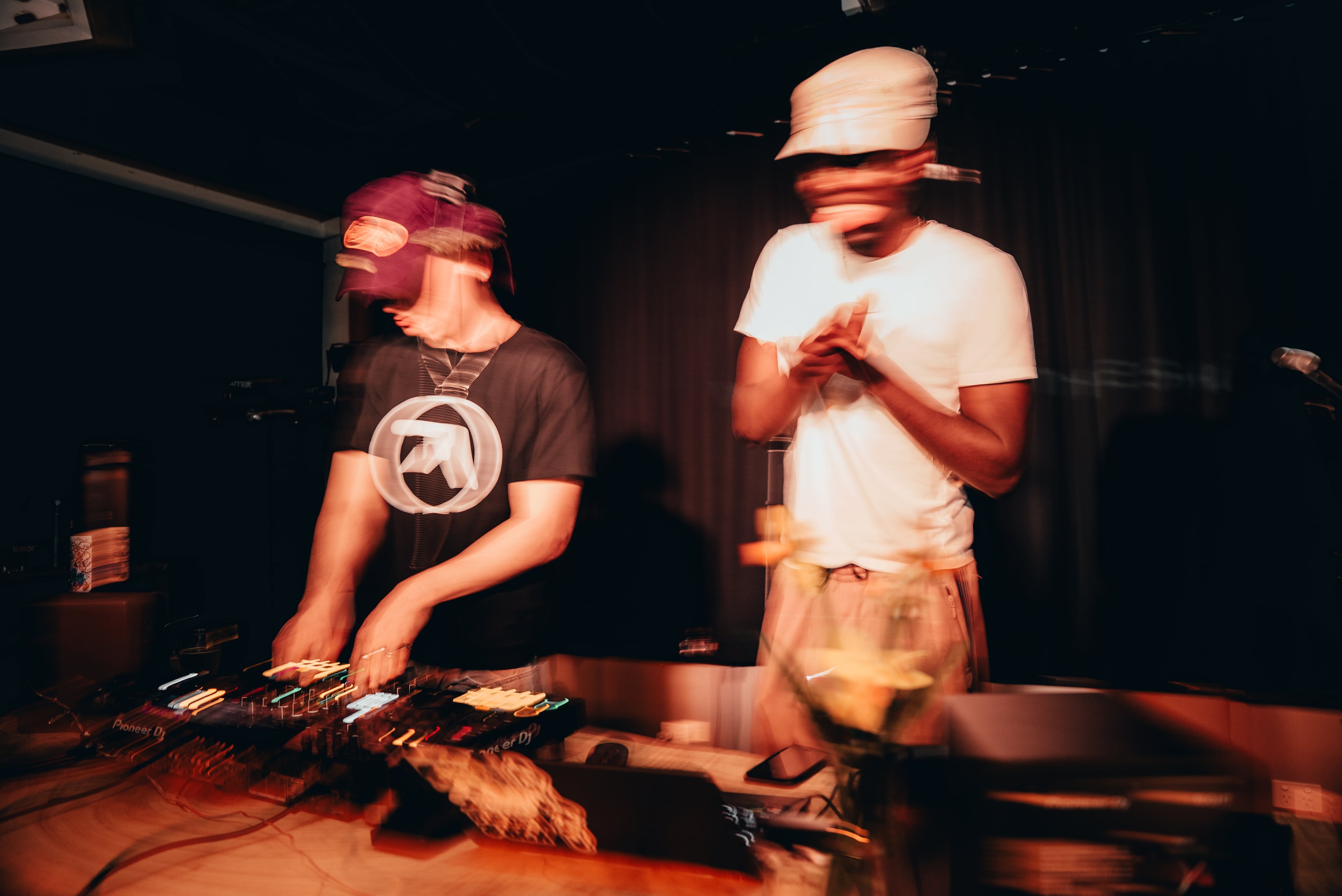 Mixed Signals DJing